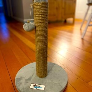 Cat Scratcher